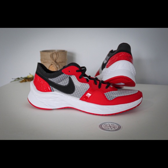 jordan air zoom 85 runner size 14